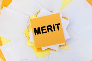 MERITと書かれた付箋